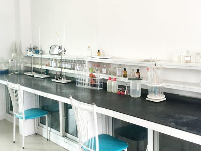 實(shí)驗(yàn)室檢測(cè)設(shè)備